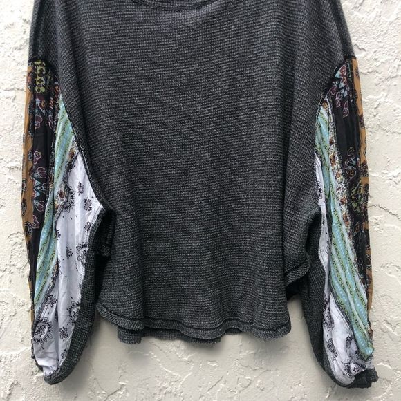 WE THE FREE PEOPLE Blossom Thermal Long Sleeve Size Small (Runs large) - Picture 4 of 11